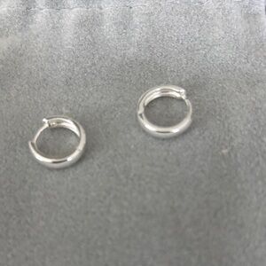 Simple Silver Huggie Hoop Earrings